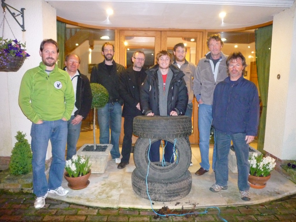 Two Feet Group Photo